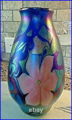 1978 Signed Vandermark Studio Art Glass Pink Flowers Blue Aurene Iridescent Vase