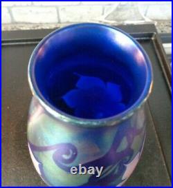 1978 Signed Vandermark Studio Art Glass Pink Flowers Blue Aurene Iridescent Vase