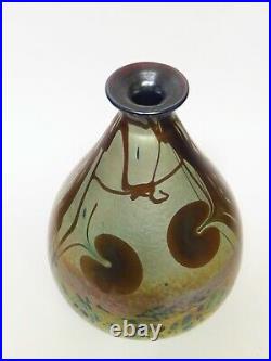 1980 John Barber Signed Lily Pad Iridescent Blown Glass Art Vase Opalescent 8.5
