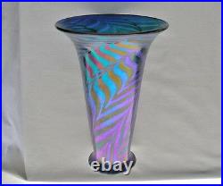 ASTONISHINGLY EXQUISITE Signed LUNDBERG STUDIOS Glass Vase IRIDESCENT TRUMPET