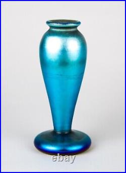 Antique Quezal Nouveau Art Glass Blue Purple Iridescent Vase Signed