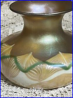 Antique Signed Quezal Art Deco Tiffany Steuben Era Pulled Feather Art Glass Vase