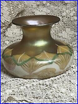 Antique Signed Quezal Art Deco Tiffany Steuben Era Pulled Feather Art Glass Vase
