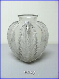 Authentic R. Lalique CHARDONS Frosted & Clear Vase