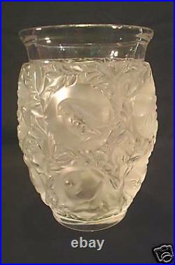 Classic Lalique BAGATELLE Clear & Frosted Crystal 6.75 Vase