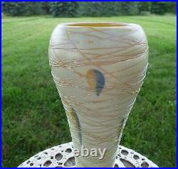 DURAND signed -1920's Gold Threaded HEARTS & VINES American made ART GLASS VASE