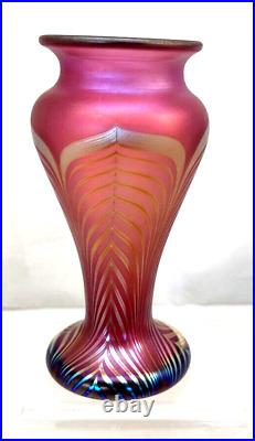 Early Steven Correia Irridescent Pulled Feather Art Glass Vase- Signed- Ca1983