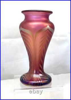Early Steven Correia Irridescent Pulled Feather Art Glass Vase- Signed- Ca1983