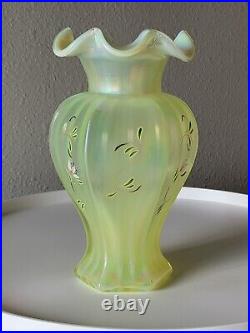 FENTON Lily Trail TOPAZ IRIDESCENT Art Glass VASE 9 Signed P Thornley GLOWS