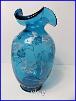 Fenton Art Glass 2002 Memorial 10 Vase for Bill Fenton 10 Family Signatures