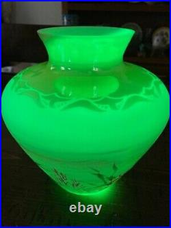 Fenton Art Glass Iridized & Hand Painted Seascape Vase LE 77/750 Signed