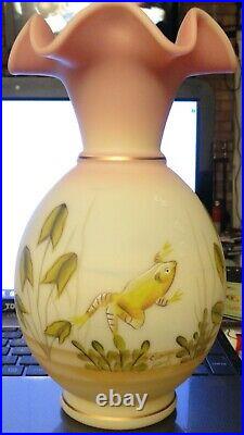 Fenton Ltd Ed Signed Burmese Satin 2001 Veil Tail Habitat Vase withorig. Box&Card
