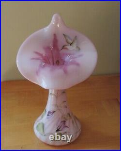 Fenton New Century Collection Rosalene Jack In The Pulpit Tulip Hummingbird Vase