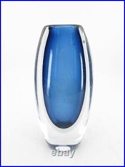 Kosta Boda Glass Art Vase in Blue Signed Vicke Lindstrand 1826 Sommerso 6.5