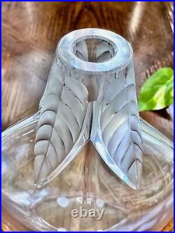Lalique French Crystal Osumi Vase MINT signed 7.5 Tall