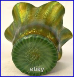 Lundberg Studios Art Glass Green Iridescent 4.5 Fluted Vase. Signed & Mint