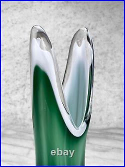 Mid-Century Swedish Art Glass Coquille Vase by Paul Kedelv for Flygsfors