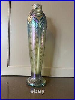 Orient & Flume Art Glass Vase Iridescent Pulled Feather 16 Signed 1985 A39