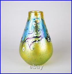 Orient & Flume Blue & Yellow Floral Iridescent Art Glass Vase Signed c. 1981