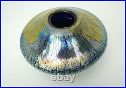 Robert Eickholt Hand Blown Gold Leaf Iridescent Art Glass Vase 1985 Signed