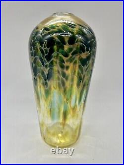 Robert Eickholt Vase Art Glass Green Yellow Signed Large 9 Vein Pattern