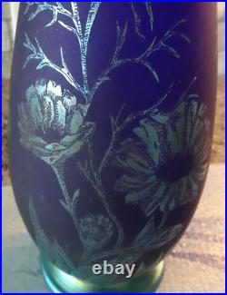 Signed 1984 Vandermark Floral Cameo Art Glass Debbie Miller Blue Aurene Vase