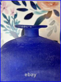 Signed Gino Cenedese Italian Blue Murano Mid-Century Large Scavo Art Glass Vase