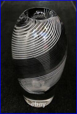 Signed VICKE LINDSTRAND KOSTA BODA Vase Mid Century Glass Stripes SWEDEN, H 6