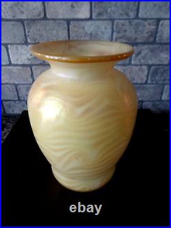 Signed Vandermark Studio Art Glass Butterscotch Iridescent KING TUT Vase