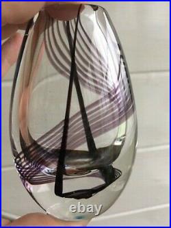 Signed Vicke Lindstrand Swirl Glass Vase