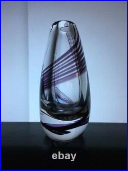 Signed Vicke Lindstrand Swirl Glass Vase