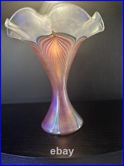 Stuart Abelman iridescent pulled feather art glass vase signed 1984