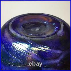 Tom Stoenner Luster Iridescent Art Glass Vase 1999 Signed 10.5 Tall