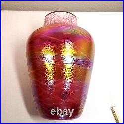 Tom Stoenner Studio Art Glass Vase Pink Luster Iridescent Vintage 10.5 Signed