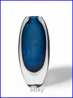 VTG Signed VICKE LINDSTRAND KOSTA BODA Vase Blue Sommerso Glass, 1950's, 7 MCM