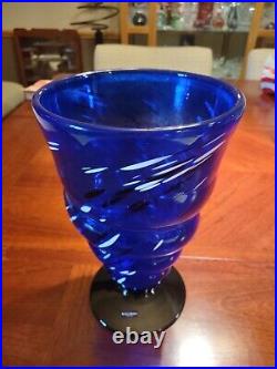 Vase Kosta Boda Art Glass 11T Signed By Ann Wahlstrom 49135 Sweden