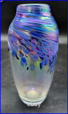 Vintage Signed 1989 Nuance New Orleans Studio Art Glass Iridescent Vase 6.75